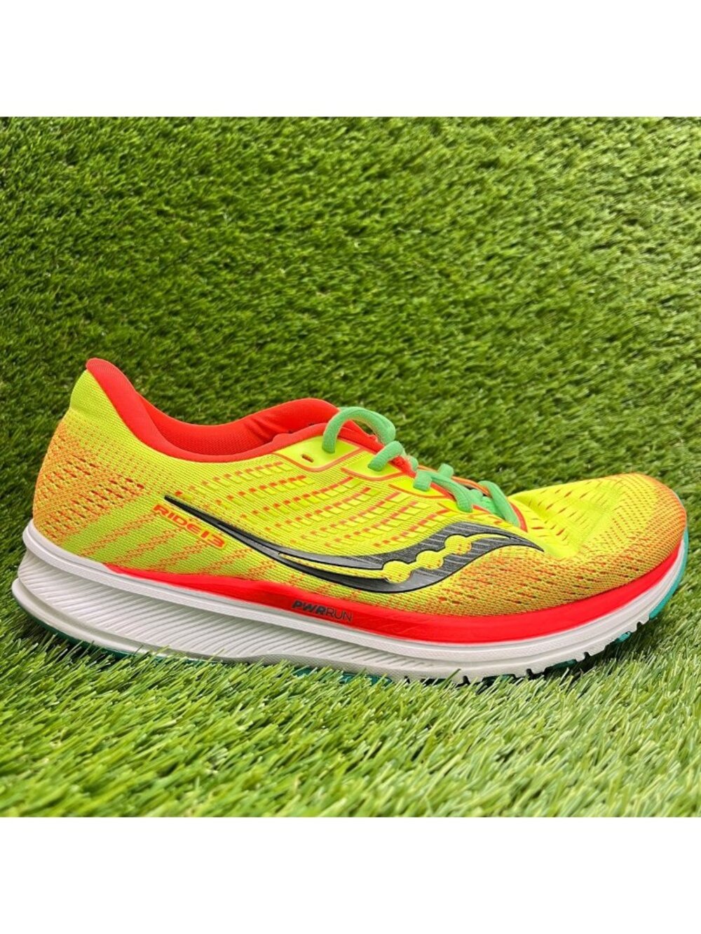 Saucony Ride 13 Womens Size 10 Yellow Athletic Running Walking Shoes Sneakers